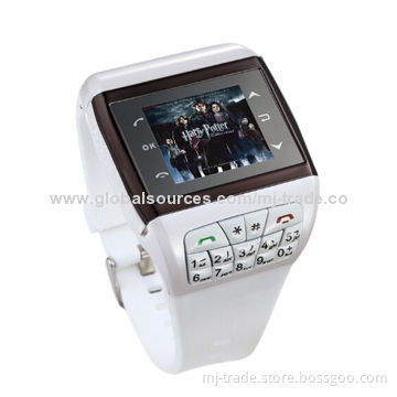 Q6 Touch Screen Watch Phone, Quad Band Camera, GPRS, Bluetooth, MP3/MP4, FM Radio, Up to 4GB & MSN